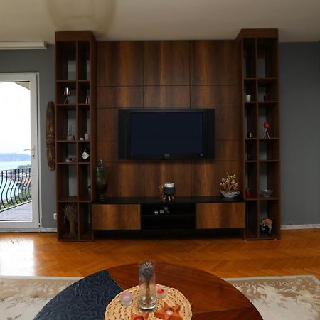 شقة Exclusive Flat With Bosphorus View In Besiktas اسطنبول المظهر الخارجي الصورة